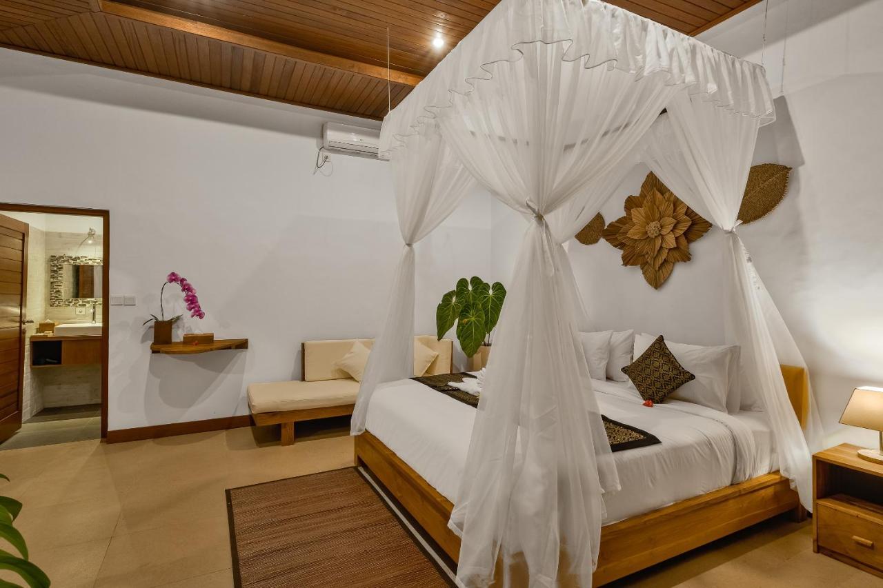 Ratni Ubud Villa ภายนอก รูปภาพ
