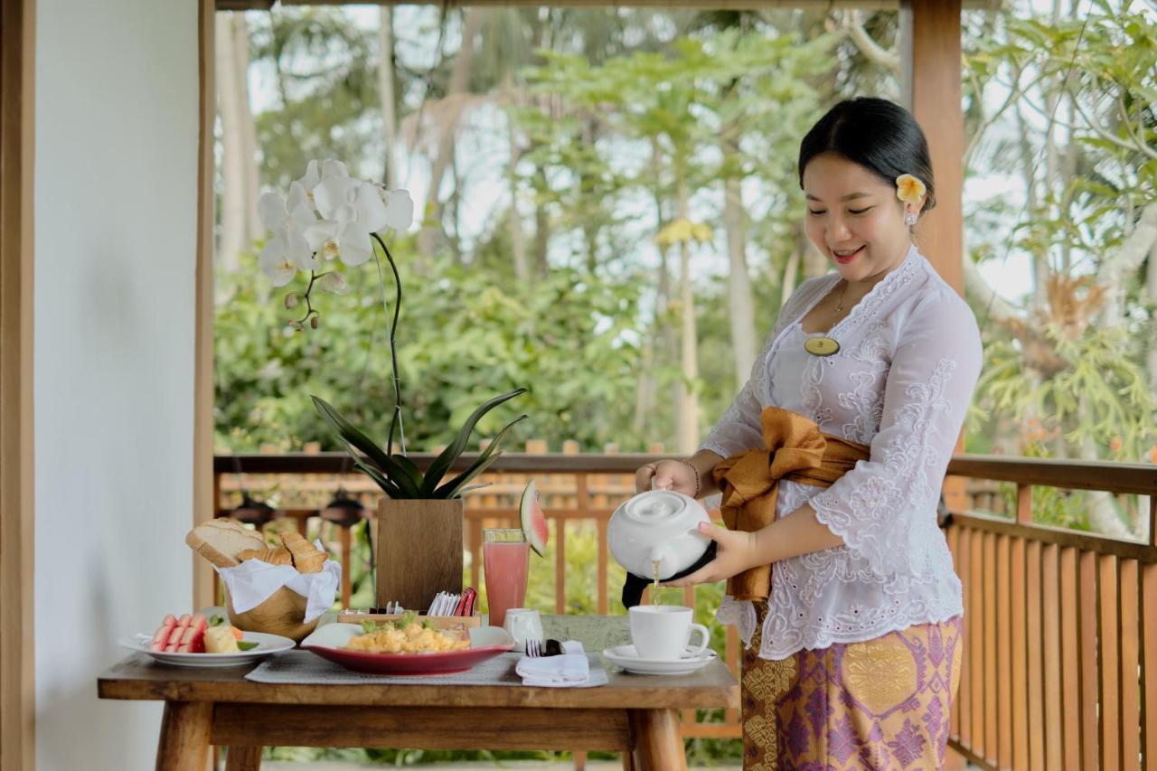Ratni Ubud Villa ภายนอก รูปภาพ