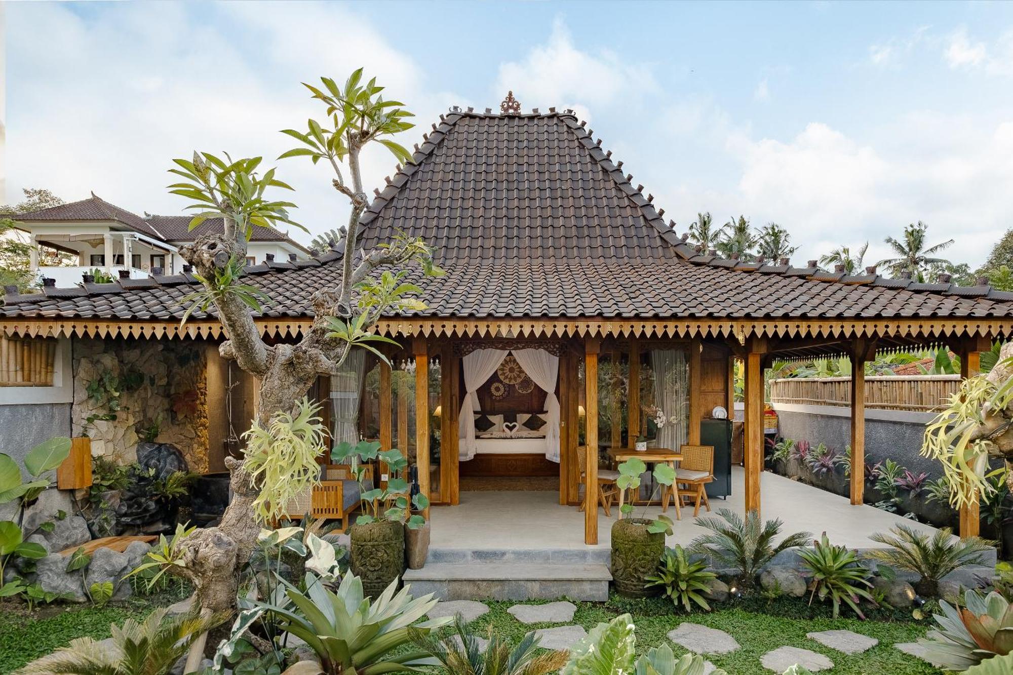 Ratni Ubud Villa ภายนอก รูปภาพ